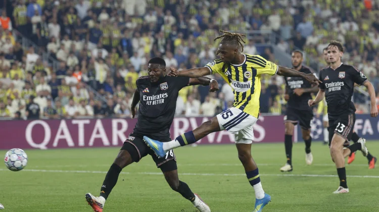 Playoff Kualifikasi UCL, Fenerbahce Ditahan Imbang Lyon 1-1