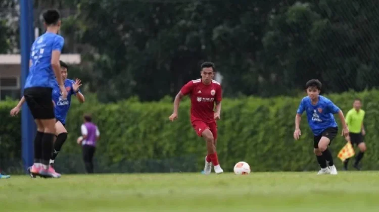 Rayhan Hannan Gemilang, Persija Raih Kemenangan di Thailand