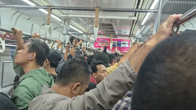 KAI Commuter Ungkap Penyebab Keterlambatan Bogor-Tangerang, Ini Respon Pengguna!