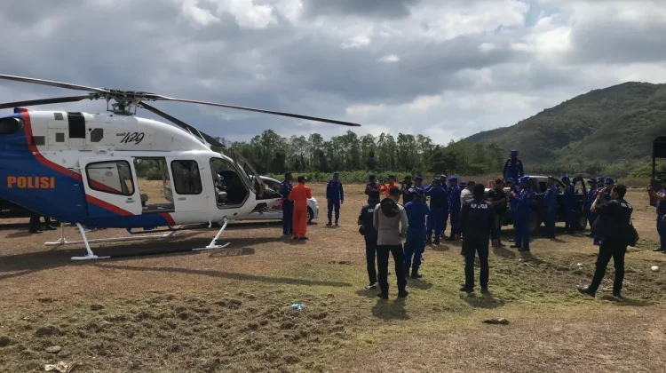 Polri Kembali Salurkan Bantuan, Kirim 2,1 Ton Bantuan untuk Korban Gempa NTT