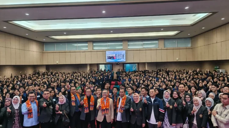 Zulkifli Hasan Dorong Mahasiswa FEB UNJ Bangun Kemandirian