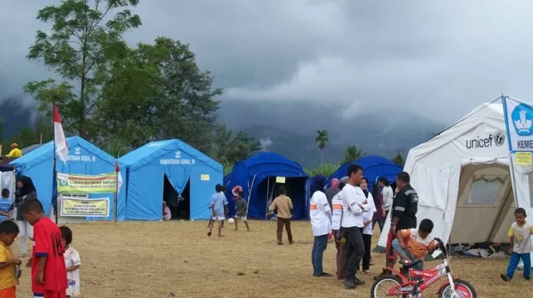 Kemendikdasmen Siapkan Tenda Pembelajaran Darurat di NTT