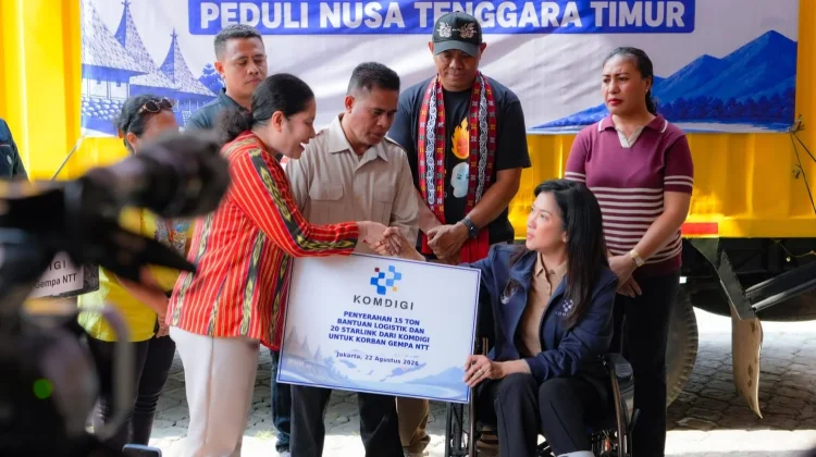 Kemkomdigi Salurkan 15 Ton Bantuan Logistik dan 20 Starlink untuk Korban Gempa NTT
