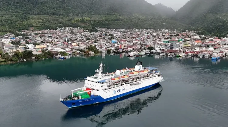 Pelni Ambon Buka Layanan Pengiriman Bantuan Kemanusiaan Gempa NTT