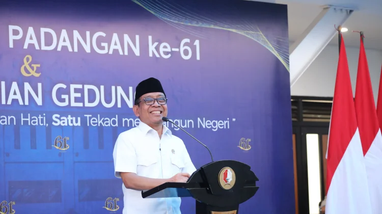 Menko PMK Minta Guru Cermati Mental Siswa di Bojonegoro