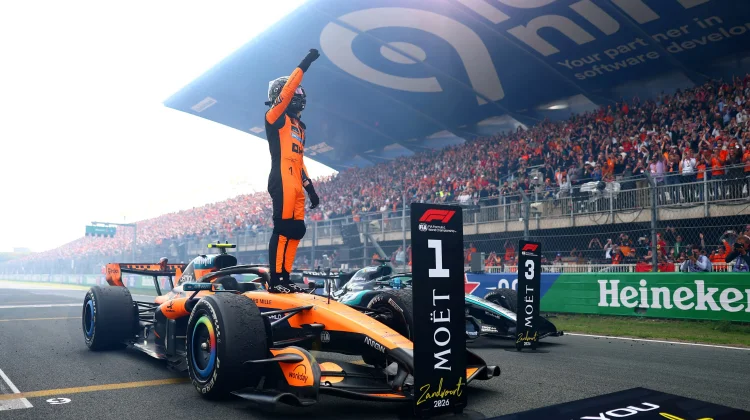 Norris Juara GP Belanda, Verstappen Tersingkir di Lap Pertama