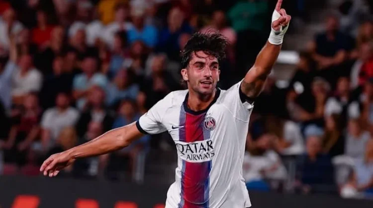 Ferran Torres Selamatkan PSG dari Kekalahan di Markas Rennes