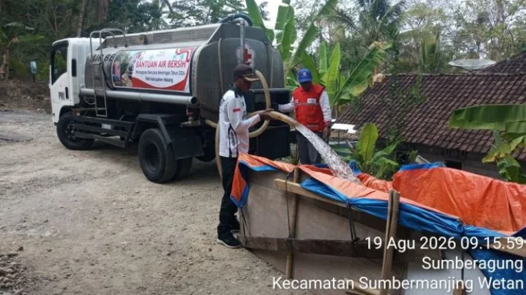 BNPB Salurkan 363.800 Liter Air Bersih di Malang