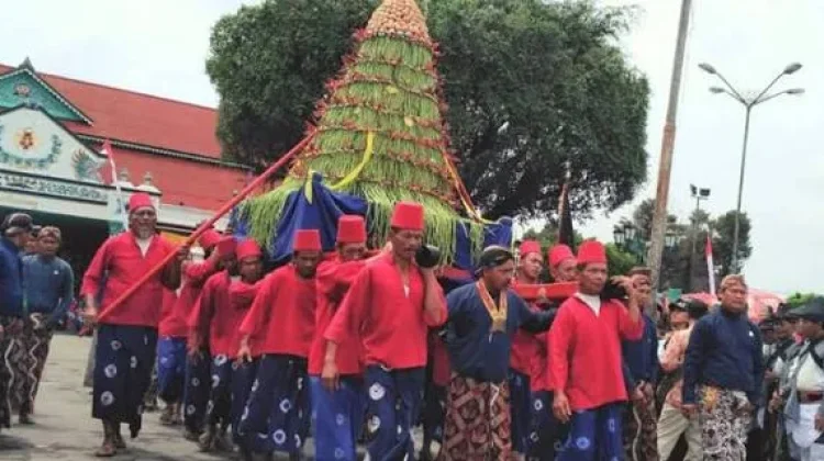 Kenali Beragam Tradisi Peringatan Maulid Nabi di Indonesia