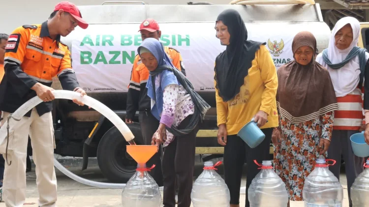 BAZNAS Salurkan 48.000 Liter Air Bersih Terdampak Kekeringan di Kulon Progo