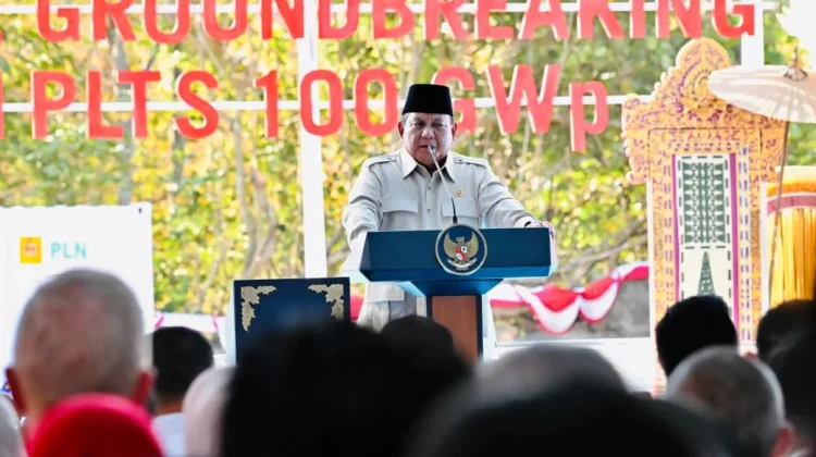 Presiden Prabowo Sebut Pimpinan Danantara Pantas Dapat Bintang Tanda Kehormatan