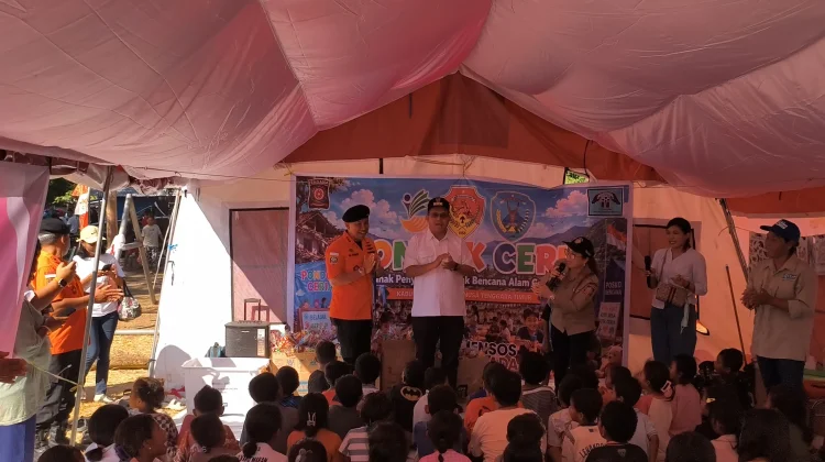 Kabasarnas-Gubernur NTT Cek Kesiapan Posko Pengungsian Gempa Nagekeo
