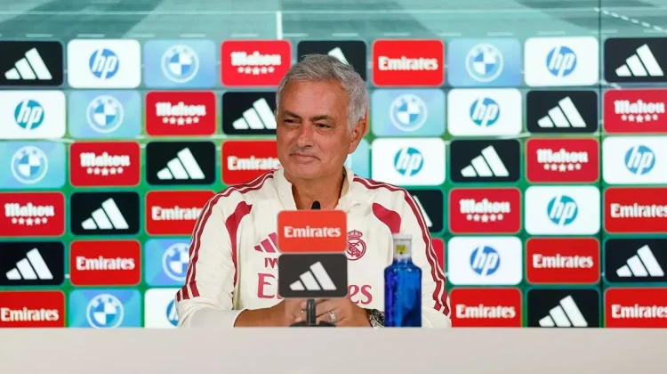 Mourinho Ingin Bernabéu Sambut Real Madrid dengan Semangat