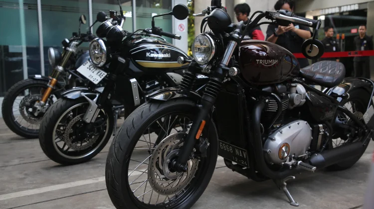 KPK Sita Tiga Motor Mewah dari Kepala Bea Cukai Kediri dan Pejabat Lainnya