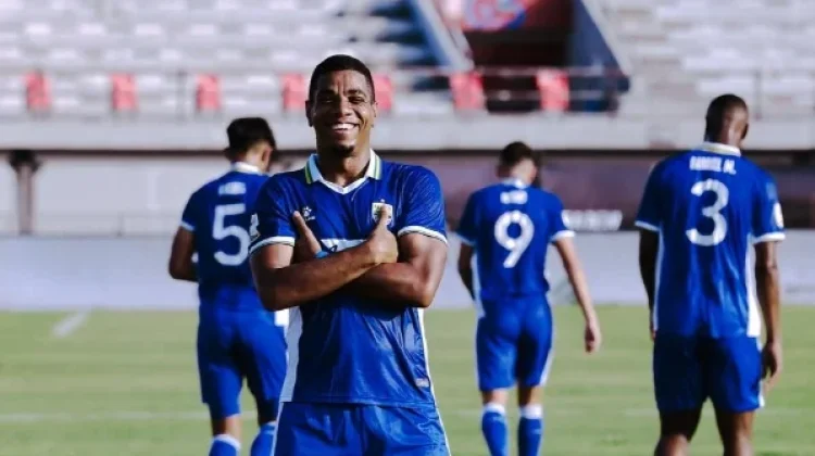 Barros Absen, Beckham Kobarkan Optimisme Persib Hadapi Manila Digger