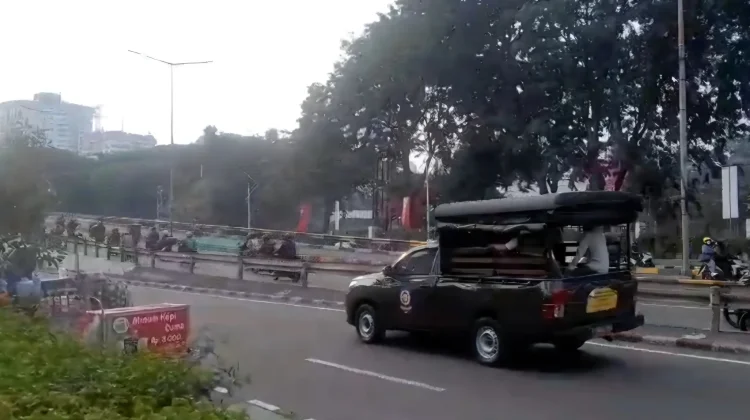 Jalan Depan DPR Ditutup, Cek Link CCTV Demo Jakarta Hari Ini sebelum Berangkat