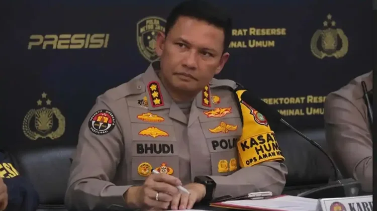 Kawal Aspirasi! Polda Metro Jaya Kerahkan 4.274 Personel Siaga di DPR