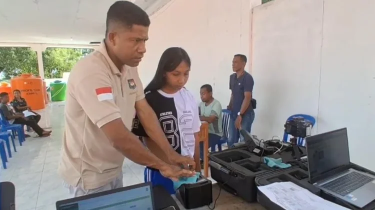 Dukcapil Nagekeo Aktif Perbaharui Dokumen Kependudukan Warga Terdampak Gempa