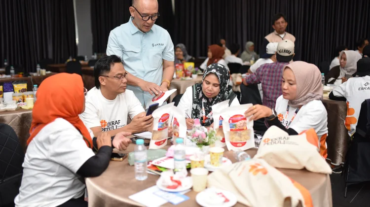 Kemenekraf Perkuat Kapasitas Pelaku Ekraf di Solok melalui Pelatihan Adcamp
