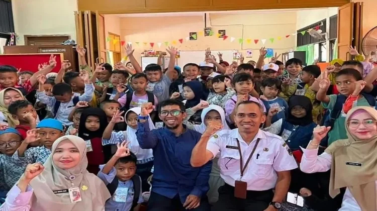 Literasi SDN Semanan 03 Tumbuhkan Keberanian dan Potensi Siswa
