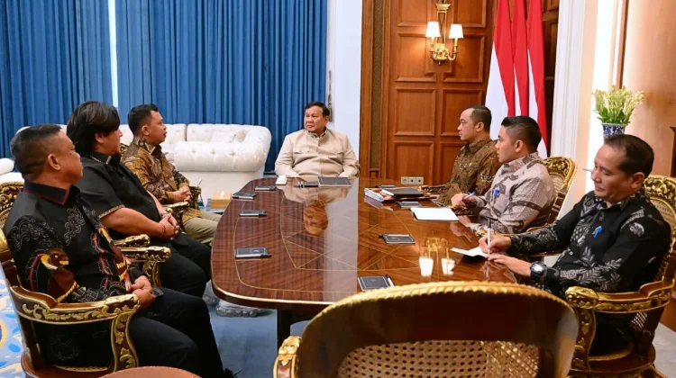 Presiden Prabowo Beri Perhatian Kesejahteraan Masyarakat Dayak Kalimantan