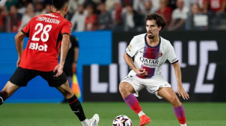 PSG Comeback Dramatis, Imbangi Lille 2-2