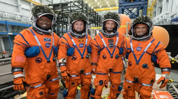 NASA Mulai Pasang Empat Mesin RS-25 di Artemis III