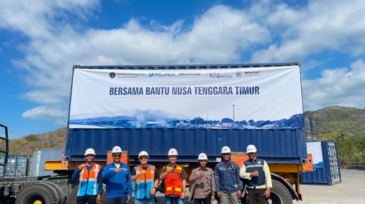 Kemenhub dan Meratus Salurkan 150 Ton Bantuan Pascagempa NTT