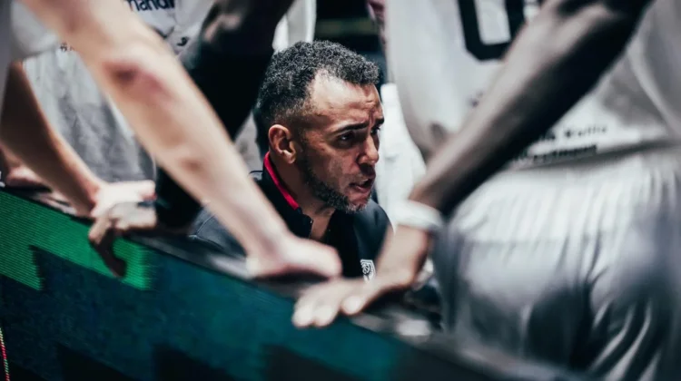 Menang, Singleton Tetap Kritik Timnas Basket Indonesia