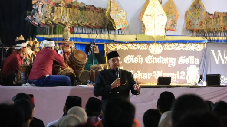 Wali Kota Bekasi Dorong Plaza Patriot Jadi Panggung Bagi Seniman Lokal