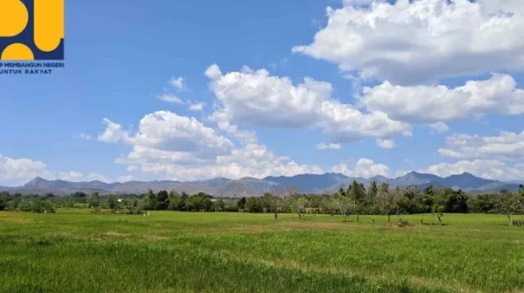 Kementerian PU Salurkan 25 Ribu Liter Air untuk Selamatkan Sawah Sumbawa
