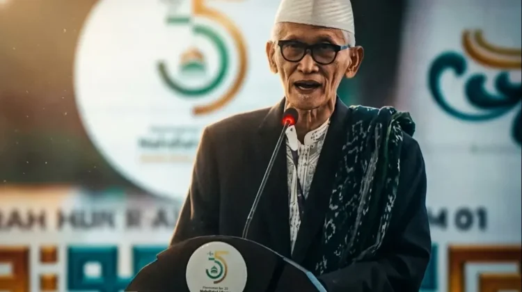 Kembali Terpilih Jadi Rais Aam PBNU, Ini Profil Miftachul Akhyar