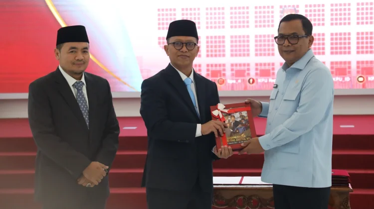 Lantik 4 Pejabat Eselon I, Ketua KPU RI: Sempurnakan yang Kurang