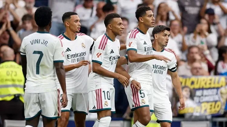 Bungkam Malaga, Real Madrid Sapu Bersih Kuasai Puncak La Liga