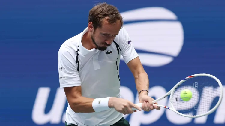 Hasil US Open 2026: Medvedev Menang, Van Assche Kejutkan Norrie