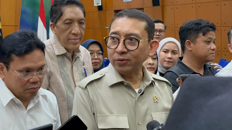 Menbud Fadli Zon Dorong Sejarah Indonesia Lebih Indonesia-Sentris
