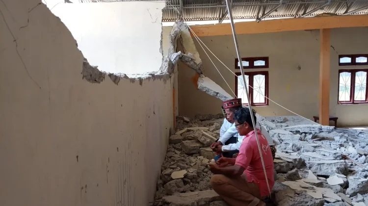 Gempa Flores Rusak 1.918 Sekolah dan Fasilitas Publik di NTT