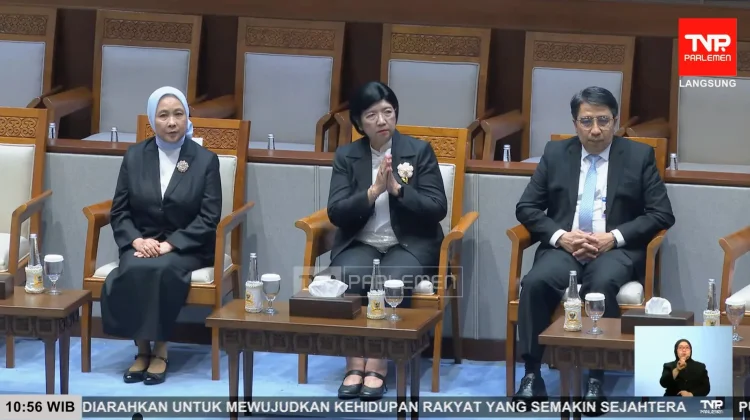 Rapat Paripurna DPR Setujui Destry Damayanti sebagai Gubernur Bank Indonesia