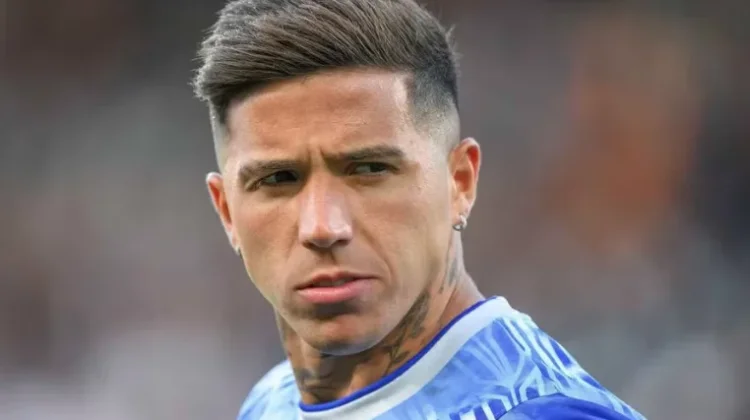 Man City Rekrut Enzo Fernandez dari Chelsea dengan Rekor £125 Juta
