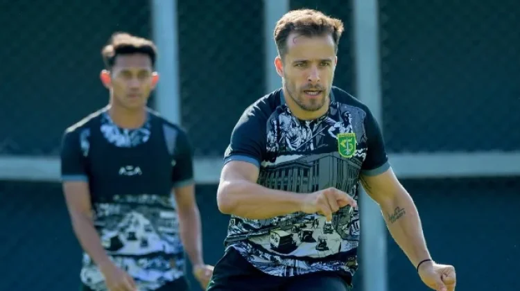 Laga Perdana di Depan Mata, Persebaya Hadapi Masalah Kebugaran