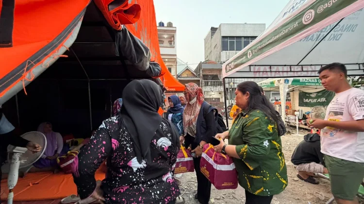 Kemensos Salurkan Bantuan untuk 310 KK Terdampak Kebakaran Gambir