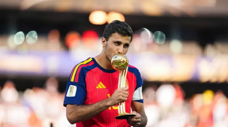 Rodri jadi Favorit Bos La Liga untuk Ballon d’Or 2026, Ini Alasannya