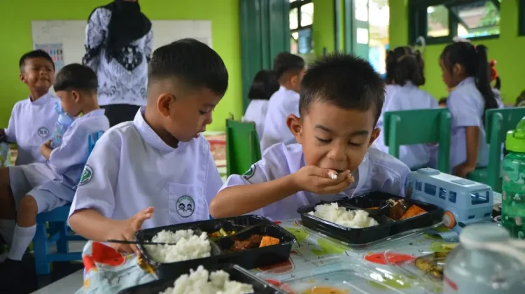 BGN Efisiensi Rp30 Triliun untuk Program MBG 2027