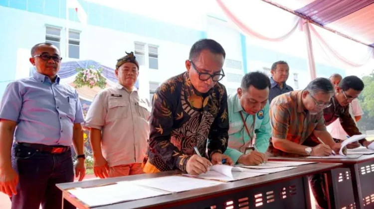 Cetak Lulusan Siap Kerja, 32 SMK di Jabar Kolaborasi dengan 64 Perusahaan