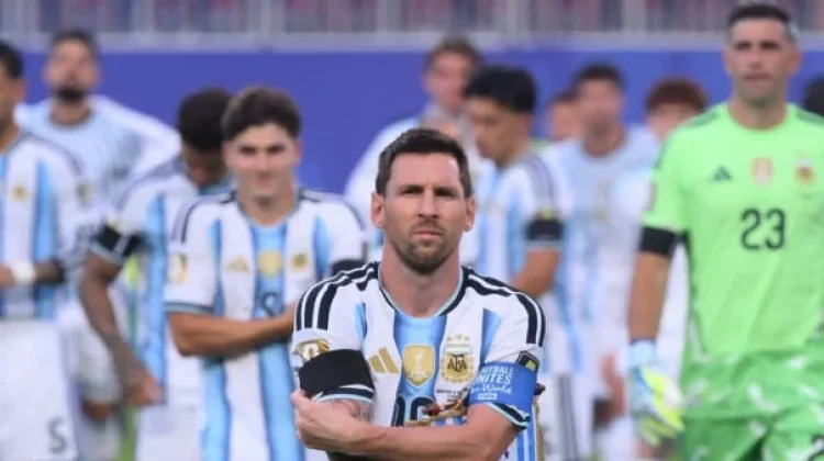 Klub Argentina Siapkan Penghormatan untuk Lionel Messi