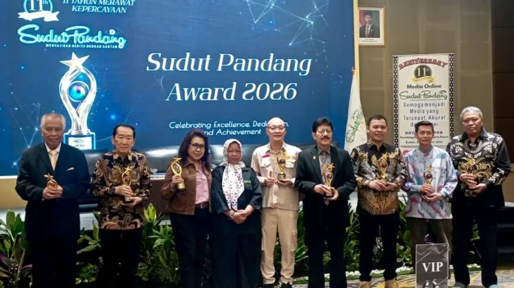 HUT Ke-11 Sudut Pandang, Menkop hingga OC Kaligis Raih Award 2026