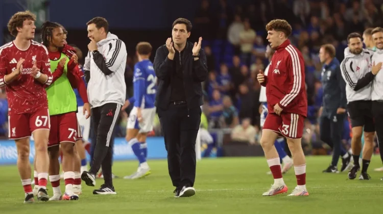 Iraola Puji Kemenangan Liverpool atas Ipswich