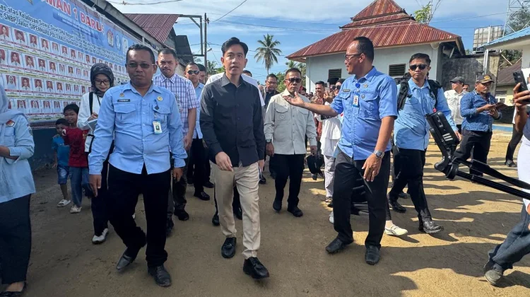 Wapres Pastikan Fasilitas SMAN 1 Barus Dipulihkan