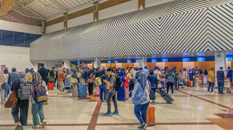 Anak Krakatau Erupsi, 12 Penerbangan di Bandara Juanda Surabaya Dibatalkan