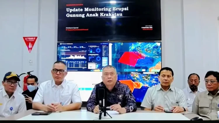 Bandara Husein Sastranegara Bandung Ditutup Sementara, Terimbas Abu Anak Krakata